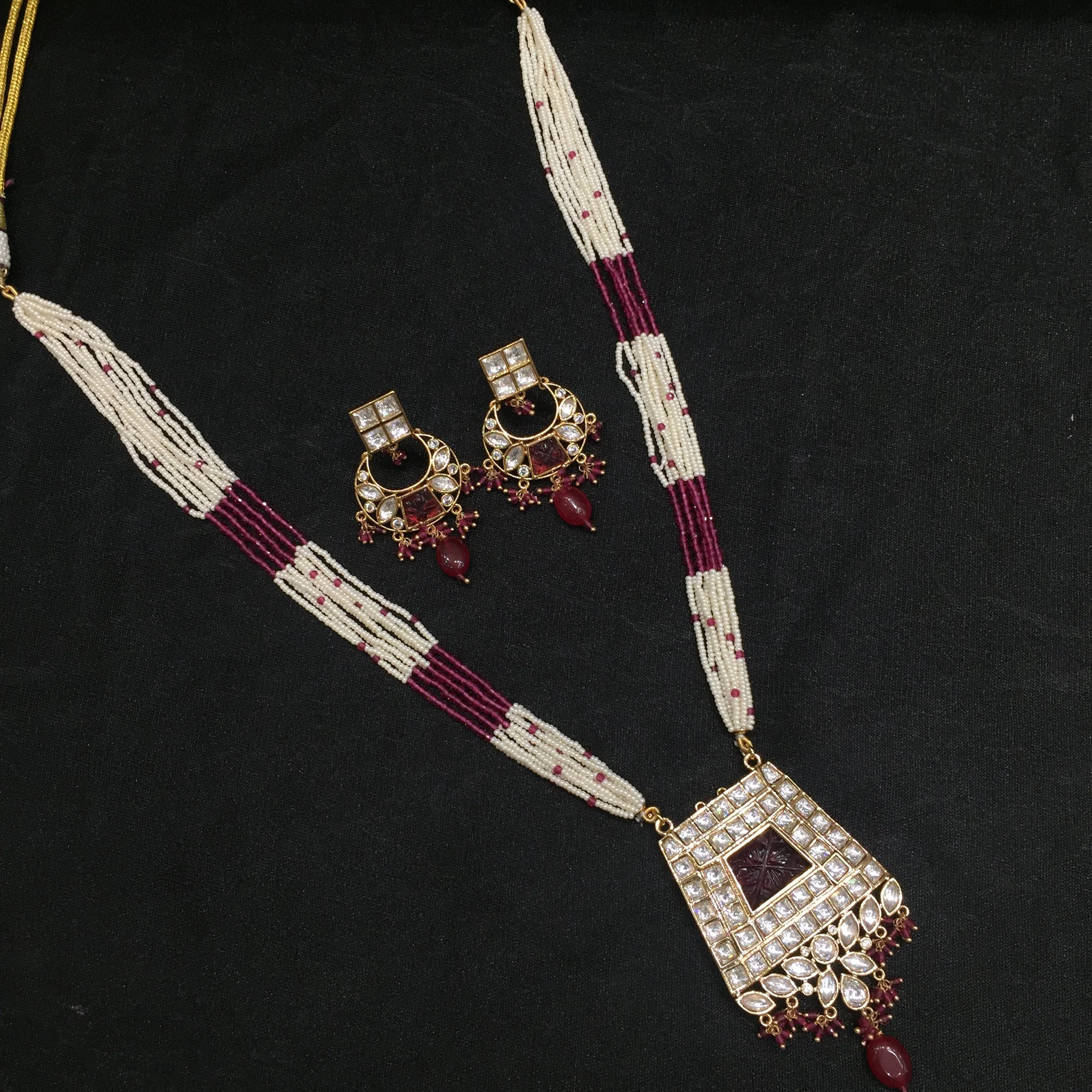Medium Kundan Pendant Set 6110-4