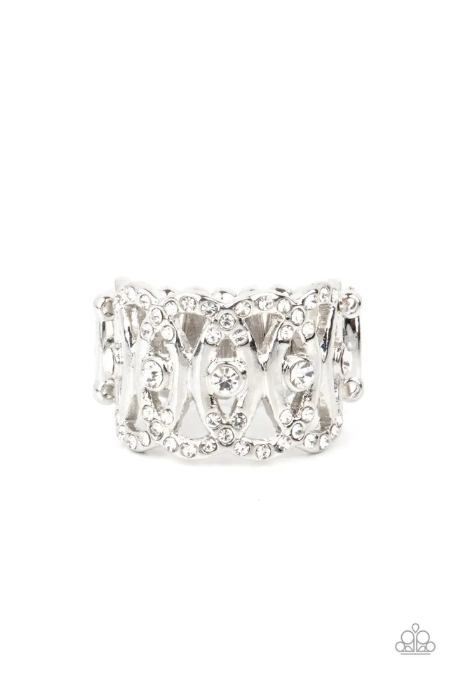 Paparazzi Ring ~ OVAL-Ruled - White